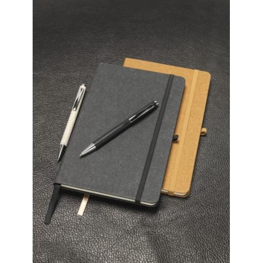 Caderno A5 em couro "Atlana"