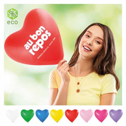 Globos en forma de corazón...
