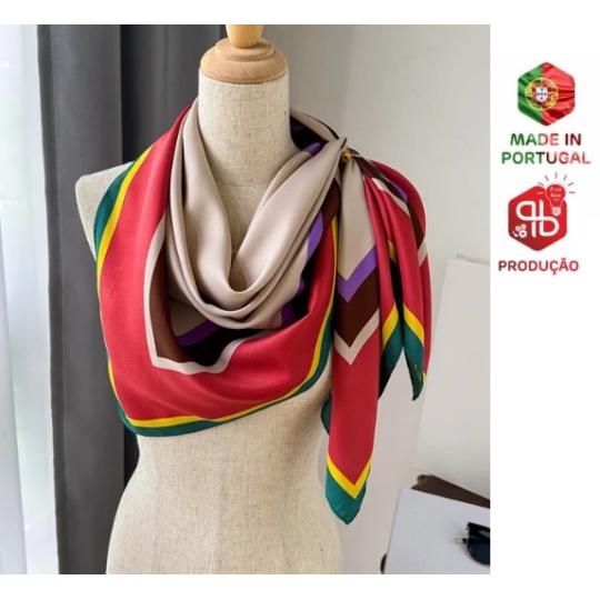 Foulard entièrement...