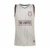 T-shirt promocional de basquetebol com decote em V (Produção)