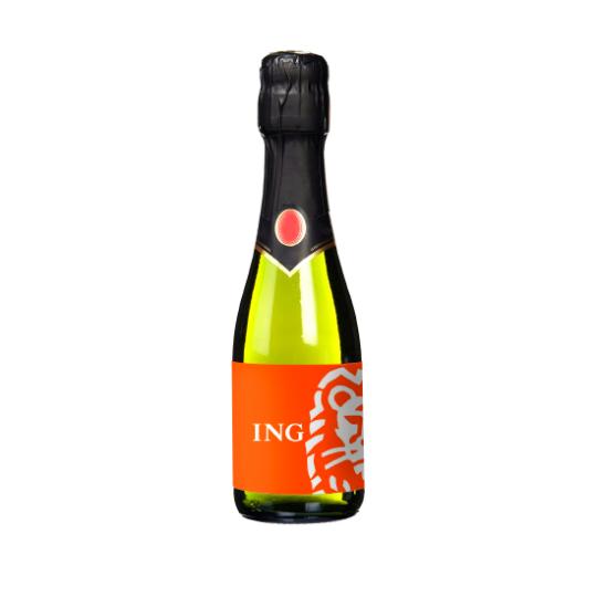Bottle of Cava Benjamin...