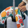 Almohada de viaje para llenar con ropa (Producción)