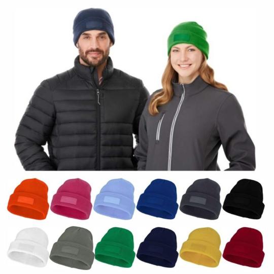 Gorro con aplicación Boreas...