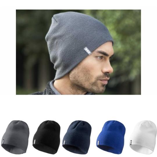 Gorro acrílico com etiqueta...