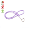 Lanyard tubular con etiqueta de cuero (Producción)
