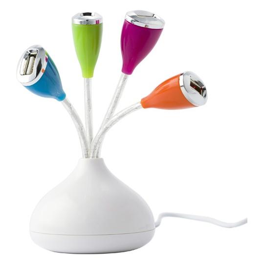 Hub con cuatro puertos USB...